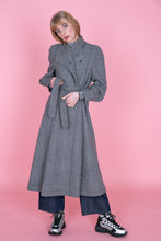 Lade das Bild in den Galerie-Viewer, Mantel "CRÈME"