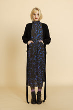 Lade das Bild in den Galerie-Viewer, Kleid "FACE"