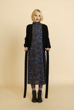 Lade das Bild in den Galerie-Viewer, Strickjacke "BRICK"