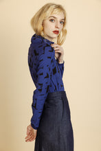 Lade das Bild in den Galerie-Viewer, Bluse "FACE"