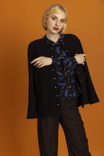 Lade das Bild in den Galerie-Viewer, Bluse "FACE"