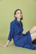 Lade das Bild in den Galerie-Viewer, Blusenkleid "EMOTIES"