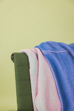 Lade das Bild in den Galerie-Viewer, Strickjacke "SHIMMER"