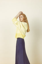 Lade das Bild in den Galerie-Viewer, Strickjacke "RICE"