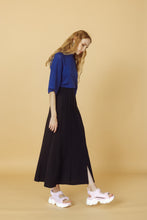 Lade das Bild in den Galerie-Viewer, Strickshirt "LOOP"