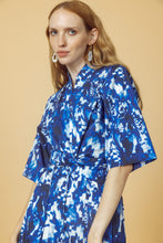 Lade das Bild in den Galerie-Viewer, Bluse "BLOESEMS"