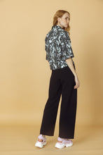 Lade das Bild in den Galerie-Viewer, Bluse "BLOESEMS"