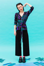 Lade das Bild in den Galerie-Viewer, Blusenpulli "PALM"