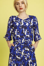 Lade das Bild in den Galerie-Viewer, Bluse "LIQUOR"