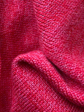 Lade das Bild in den Galerie-Viewer, Strickpullover "GUAVE"