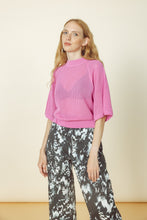 Lade das Bild in den Galerie-Viewer, Strickshirt "LOOP"
